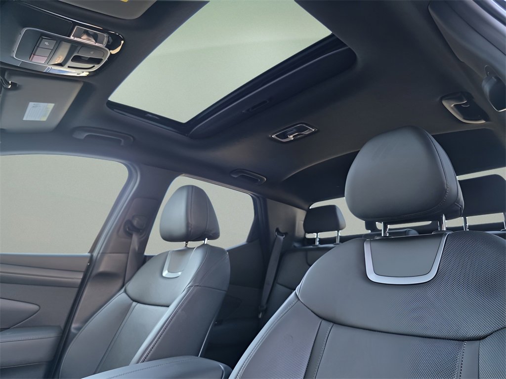 Used 2025 Hyundai Santa Cruz Limited image 21