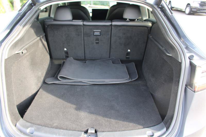 Used 2023 Tesla Model Y Long Range AWD/4WD image 19