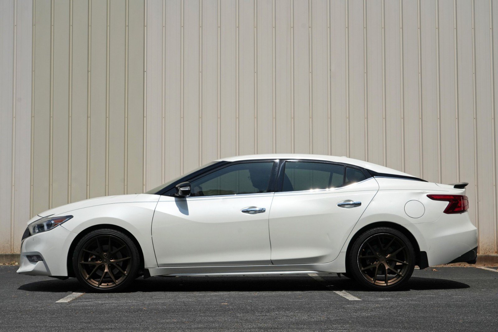 Used 2017 Nissan Maxima SR w/ Midnight Edition FWD image 8