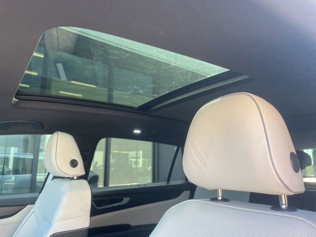 New 2026 Volkswagen Atlas Cross Sport SEL Premium R-Line image 35