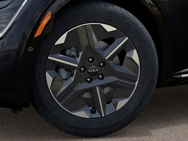 New 2025 Kia EV6 Light w/ Light LR Technology Package image 20