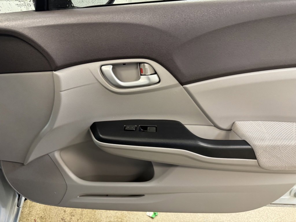Used 2012 Honda Civic LX image 24