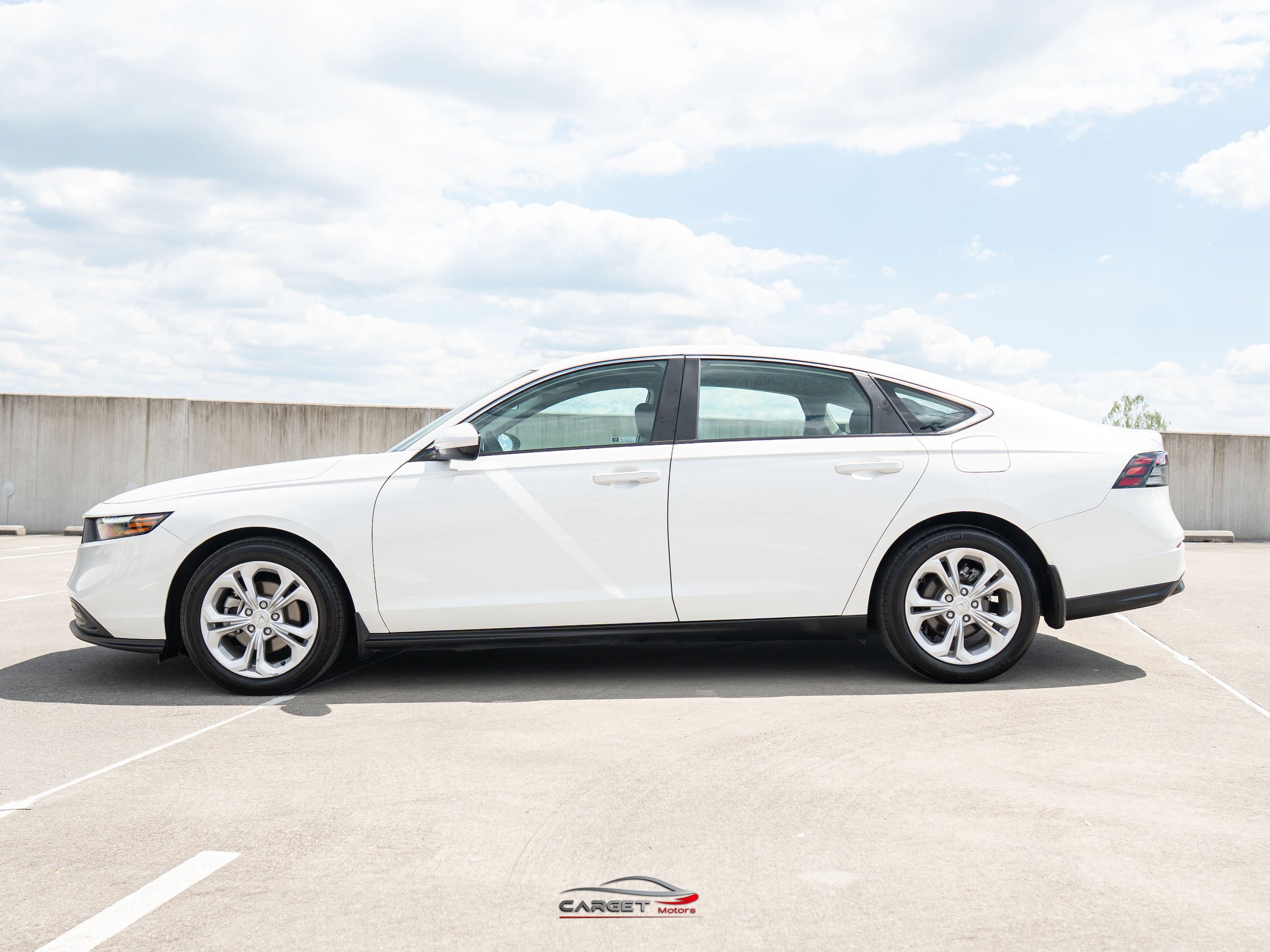 Used 2025 Honda Accord LX image 4