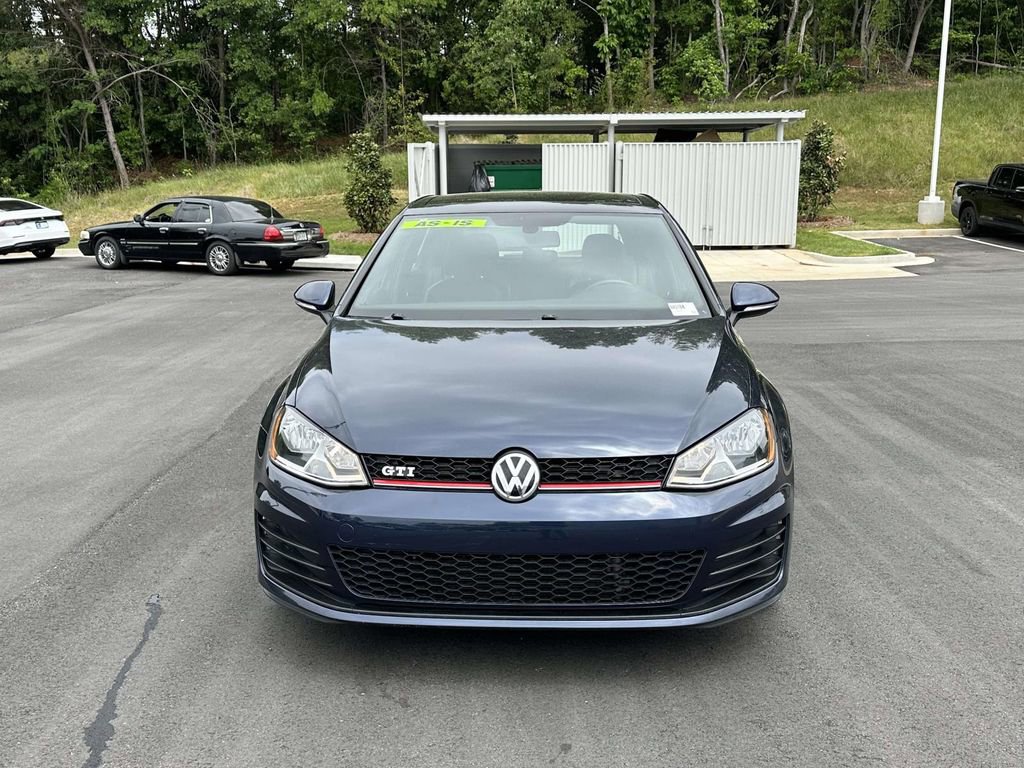 Used 2016 Volkswagen GTI SE FWD image 2
