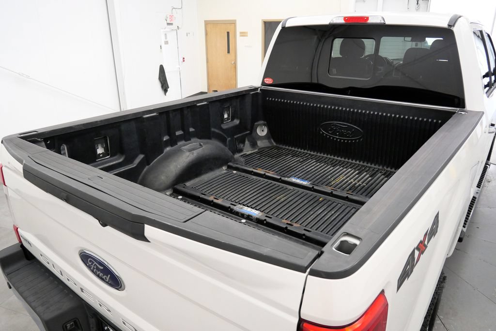 Used 2017 Ford F250 Lariat w/ Lariat Ultimate Package AWD/4WD image 42
