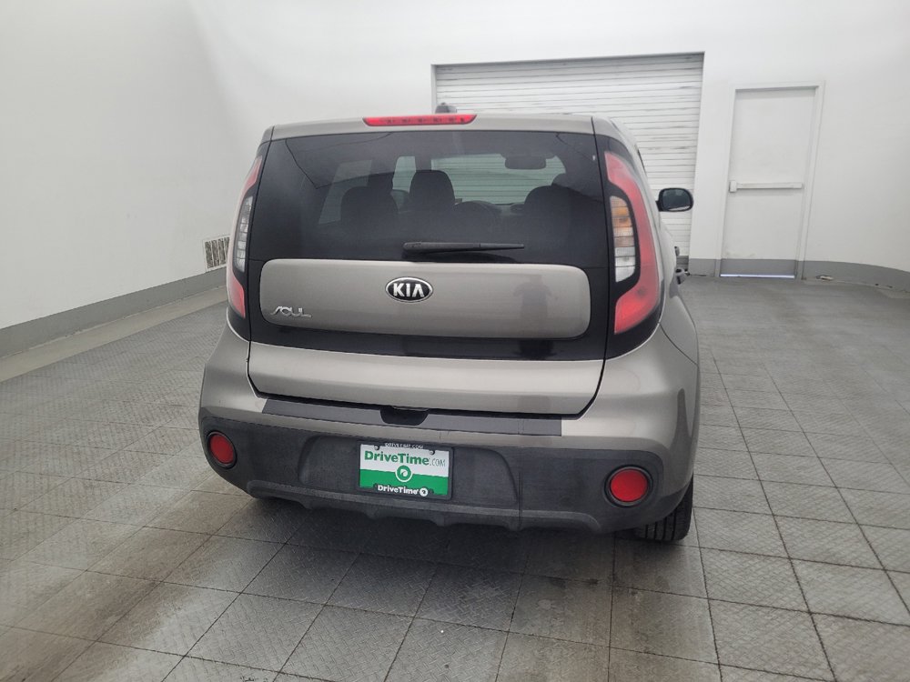 Used 2018 Kia Soul FWD image 7