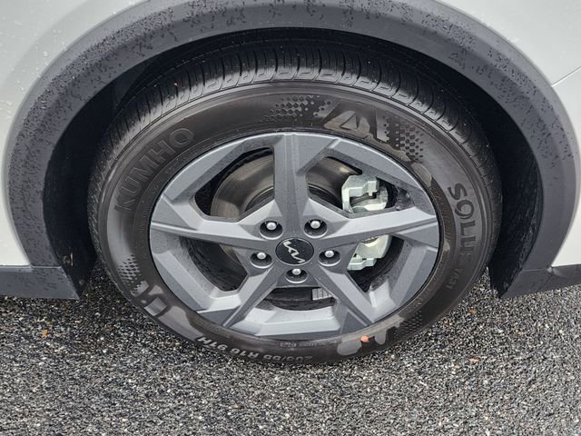 New 2026 Kia K4 FWD image 11