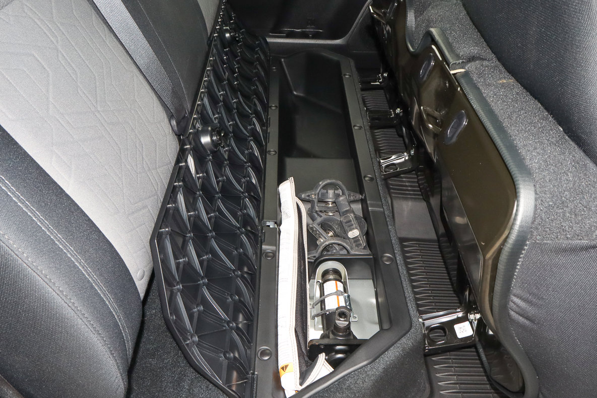 Used 2022 Toyota Tacoma TRD Off-Road image 9