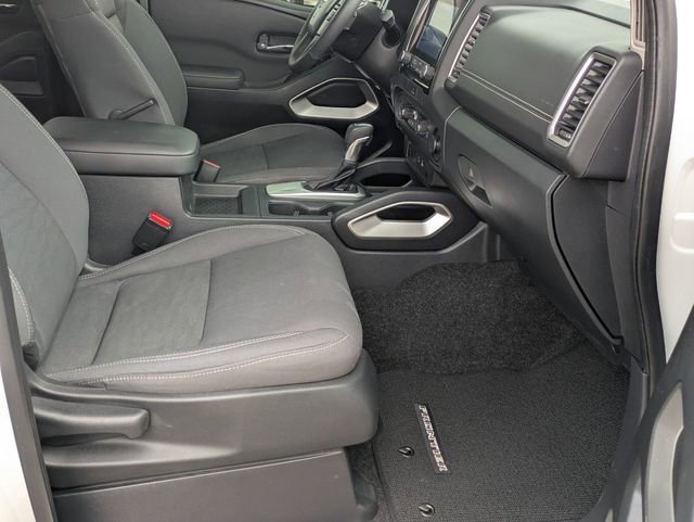 Used 2022 Nissan Frontier SV image 30