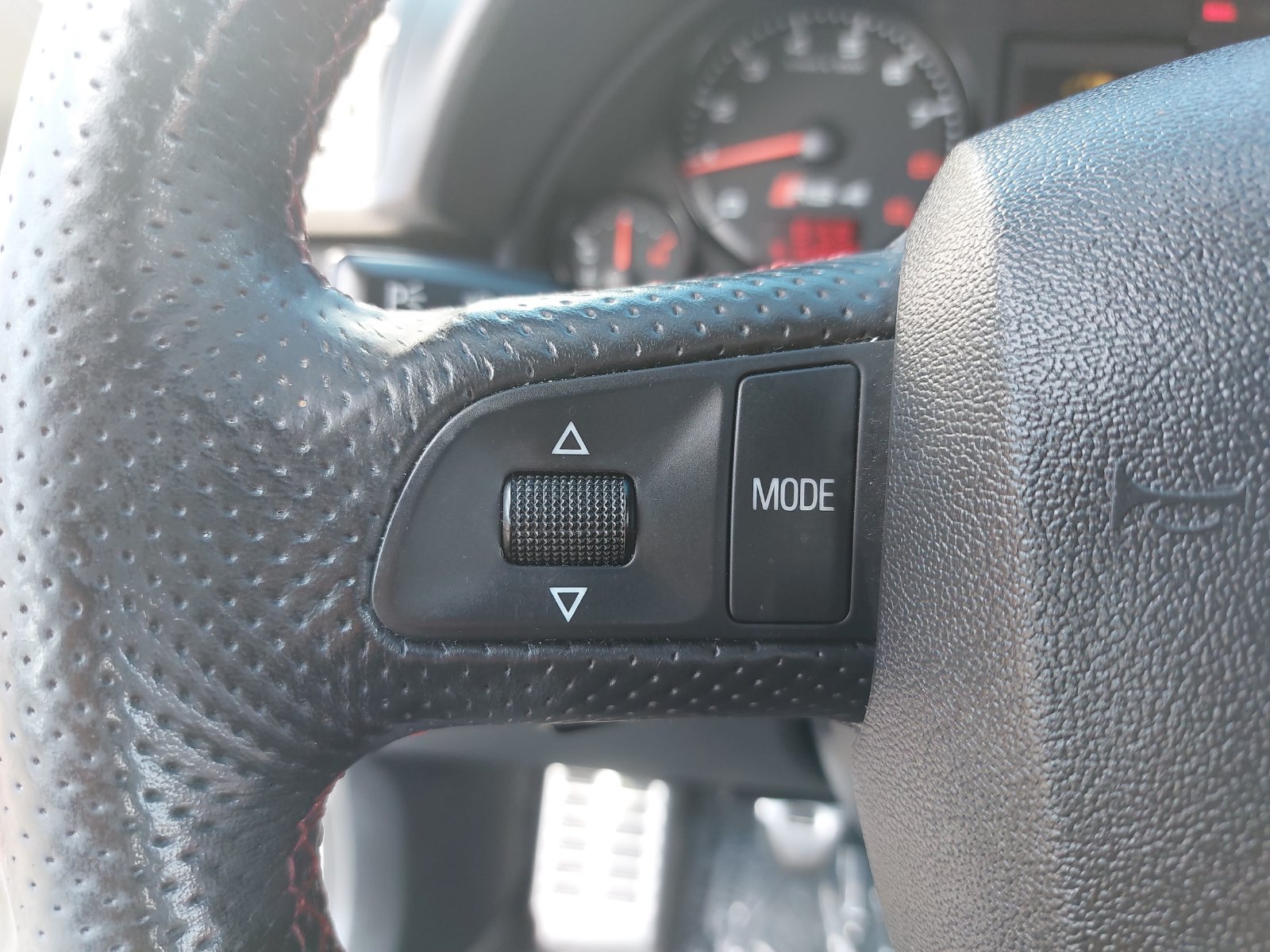 Used 2008 Audi RS 4 Sedan AWD/4WD image 16
