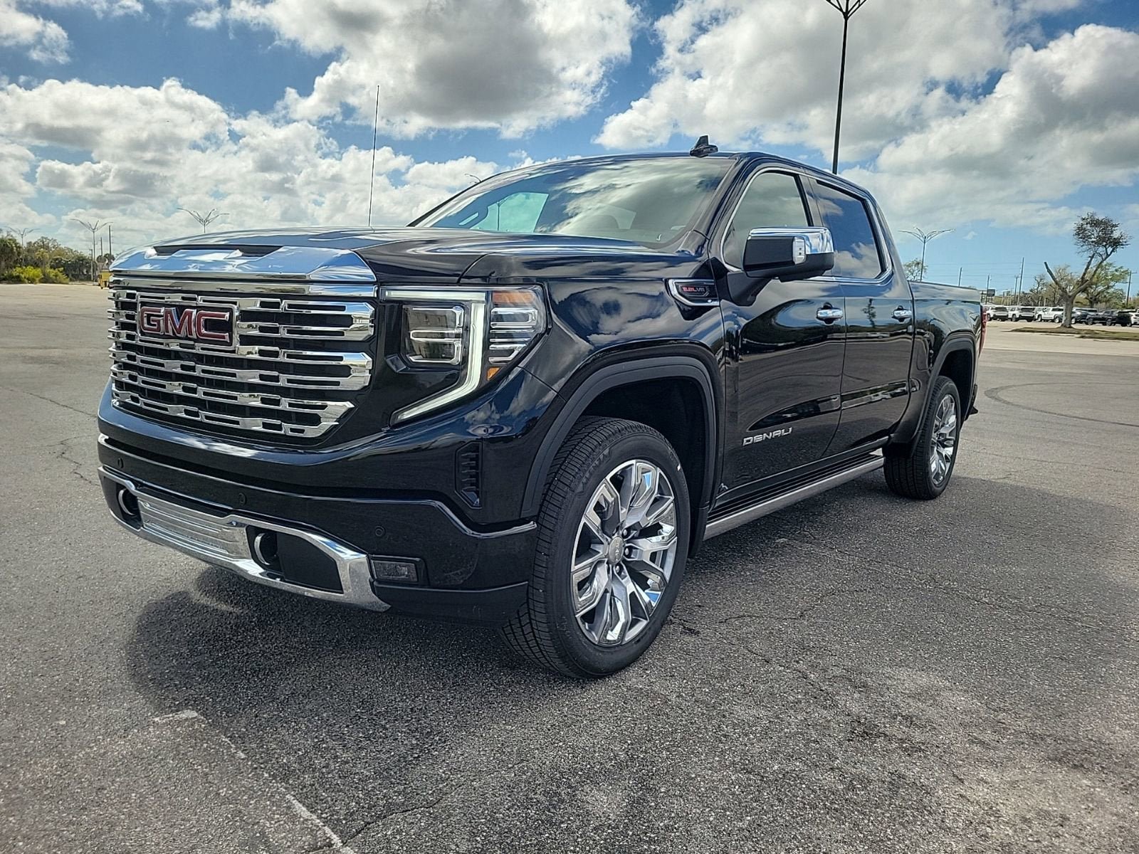 New 2026 GMC Sierra 1500 Denali w/ Denali Reserve Package image 4