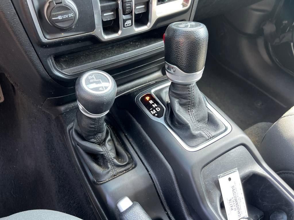 Used 2021 Jeep Wrangler Unlimited Sport image 17