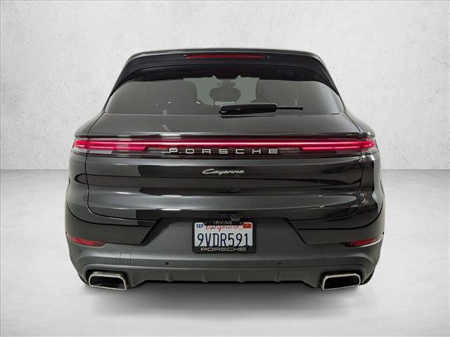 Certified 2025 Porsche Cayenne image 10