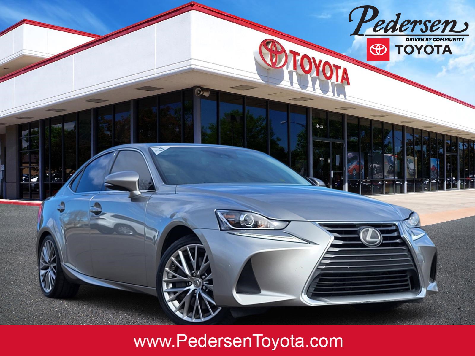 Used 2017 Lexus IS 300 AWD image 1