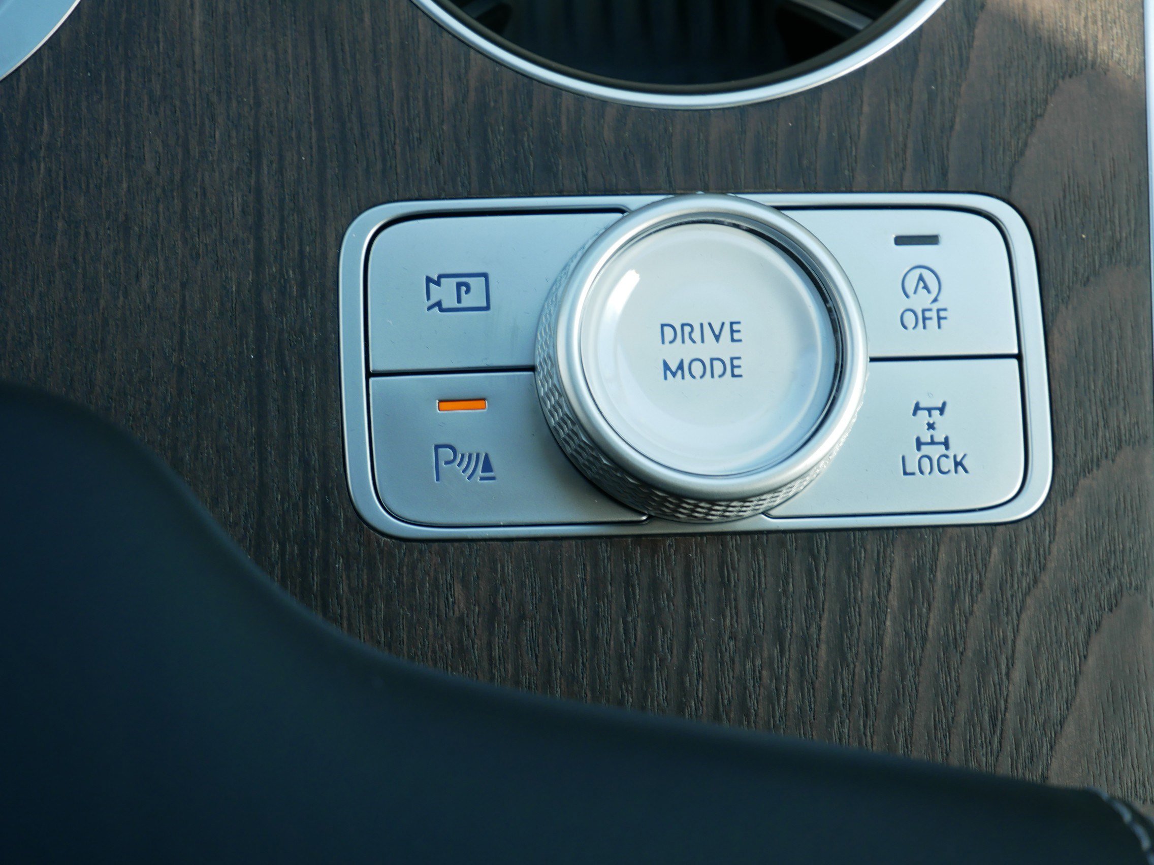 New 2025 Genesis GV80 3.5T Prestige image 7