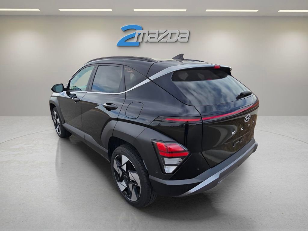 Used 2024 Hyundai Kona Limited image 3