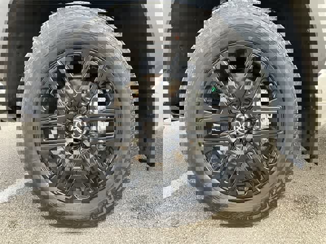 Used 2025 Toyota Tundra Limited image 12