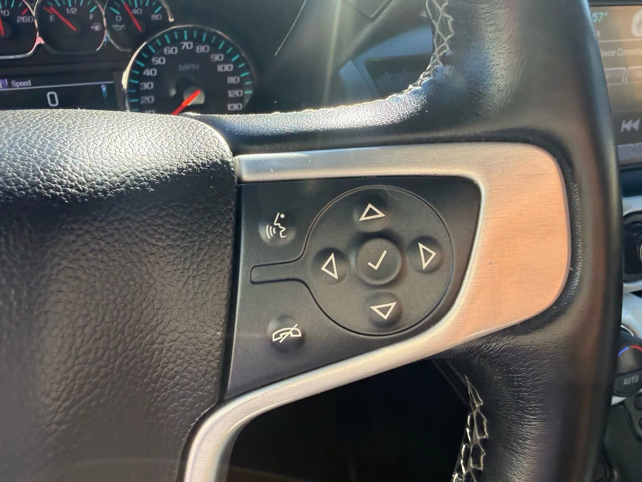 Used 2020 GMC Yukon SLT image 23