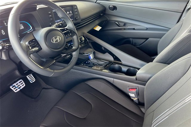 New 2026 Hyundai Elantra SEL Sport image 10