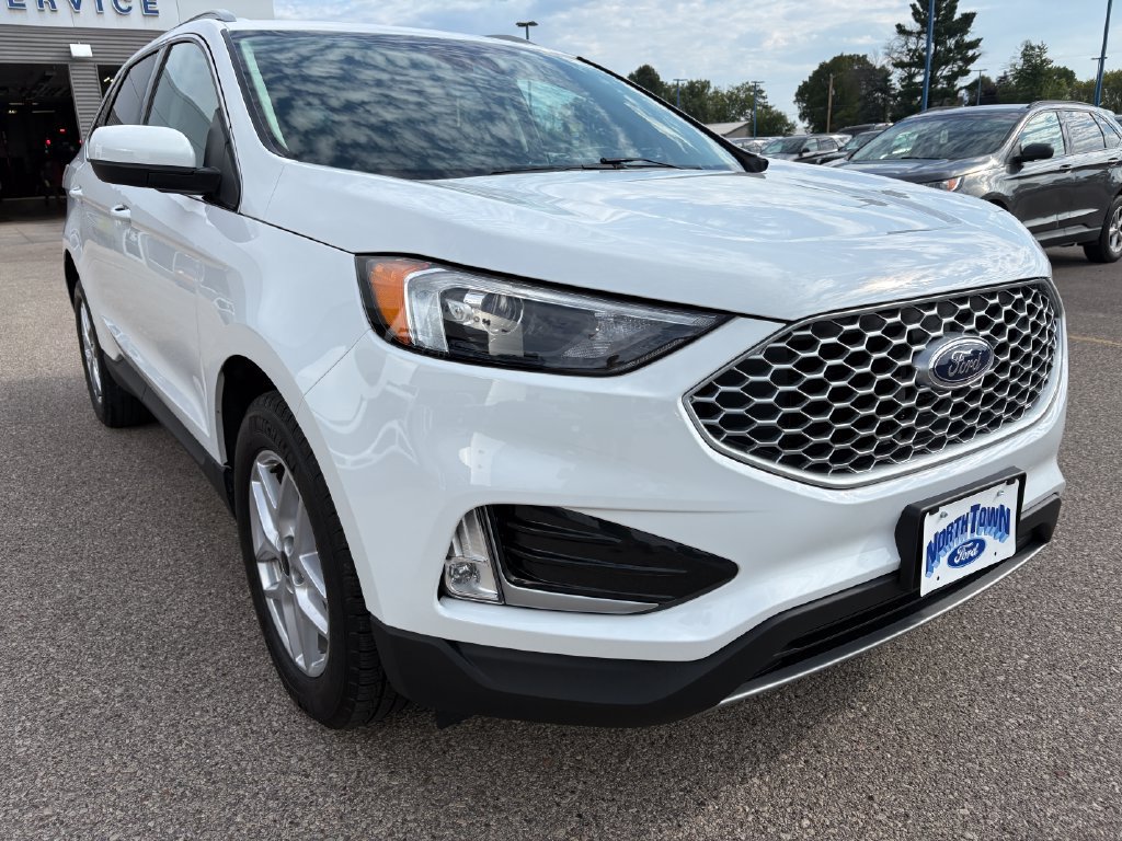 Used 2024 Ford Edge SEL w/ Convenience Package AWD/4WD image 5
