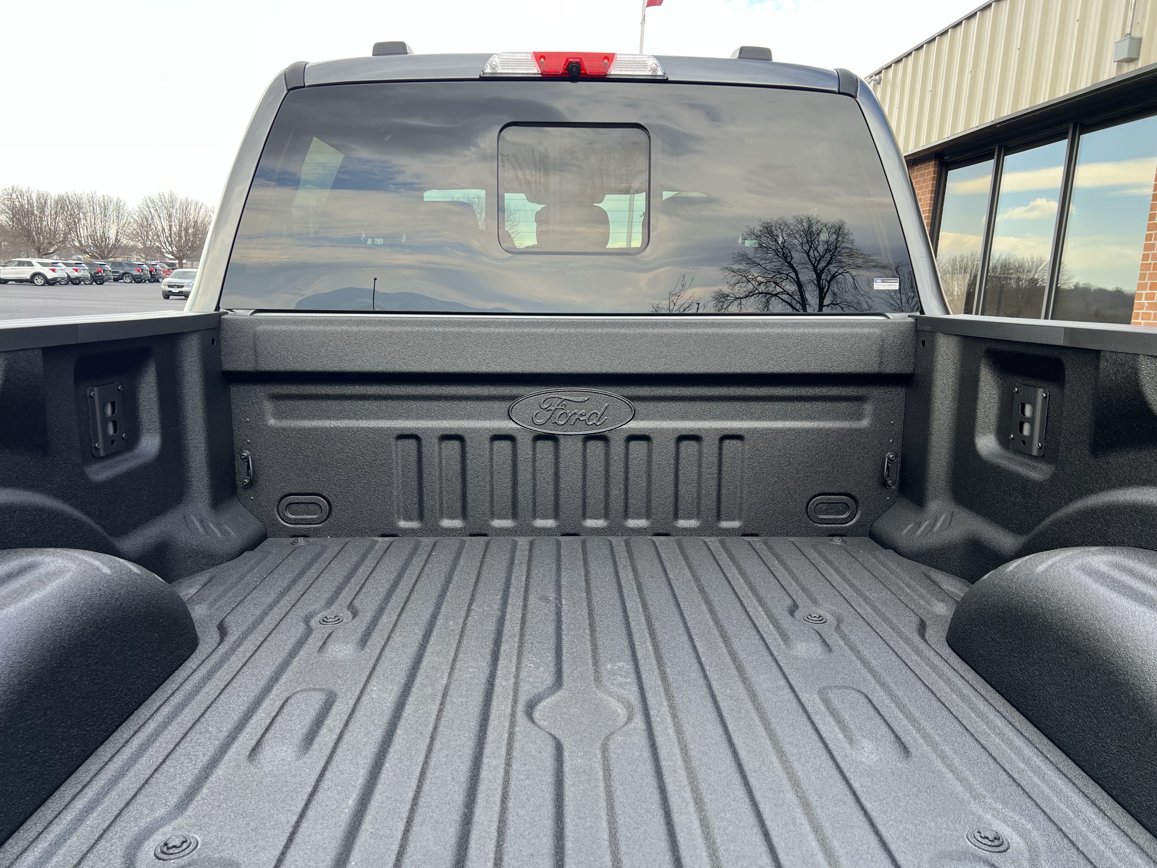 New 2026 Ford F350 XLT w/ XLT Premium Package AWD/4WD image 9