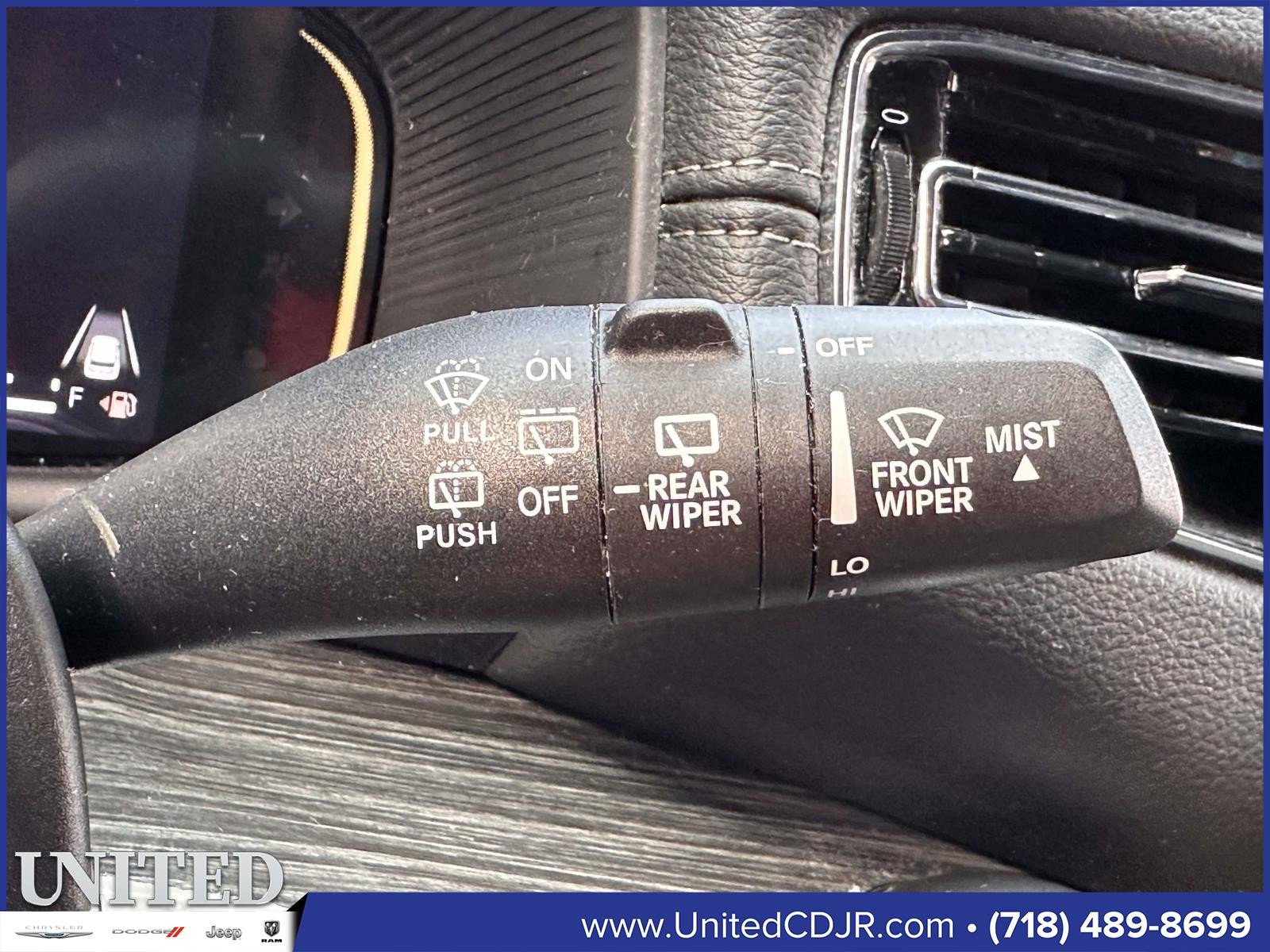 Used 2022 Jeep Wagoneer Series II image 31