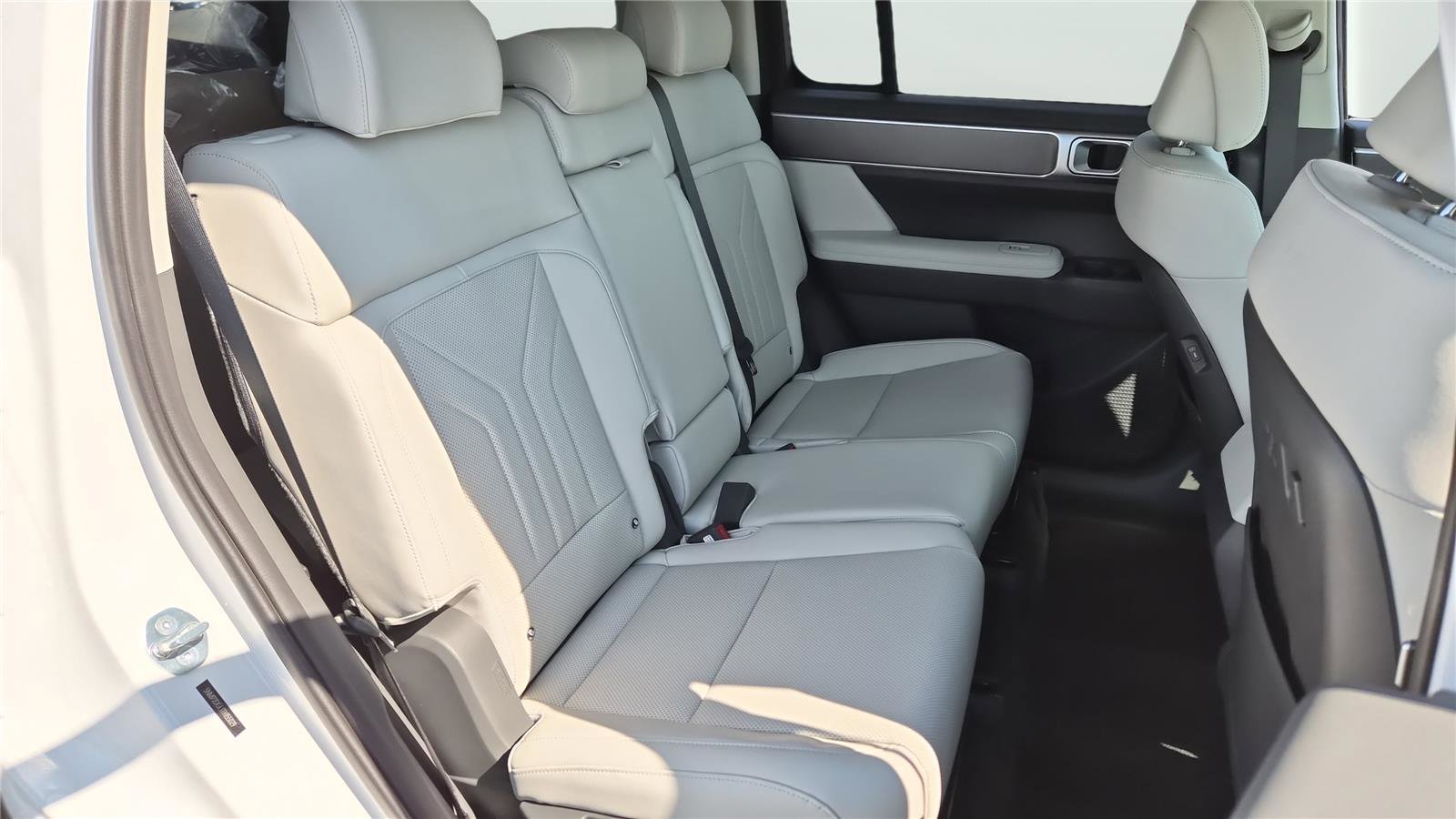 Certified 2026 Hyundai Santa Fe SEL image 16