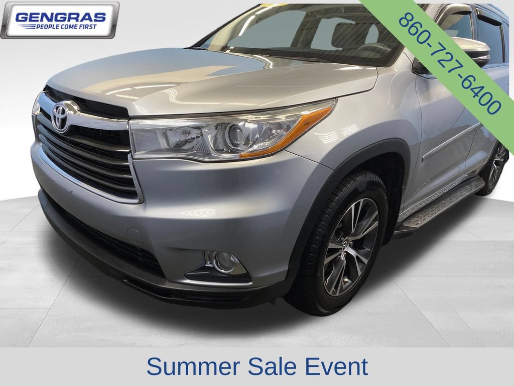 Used 2016 Toyota Highlander XLE w/ Protection Package #3 AWD/4WD image 48