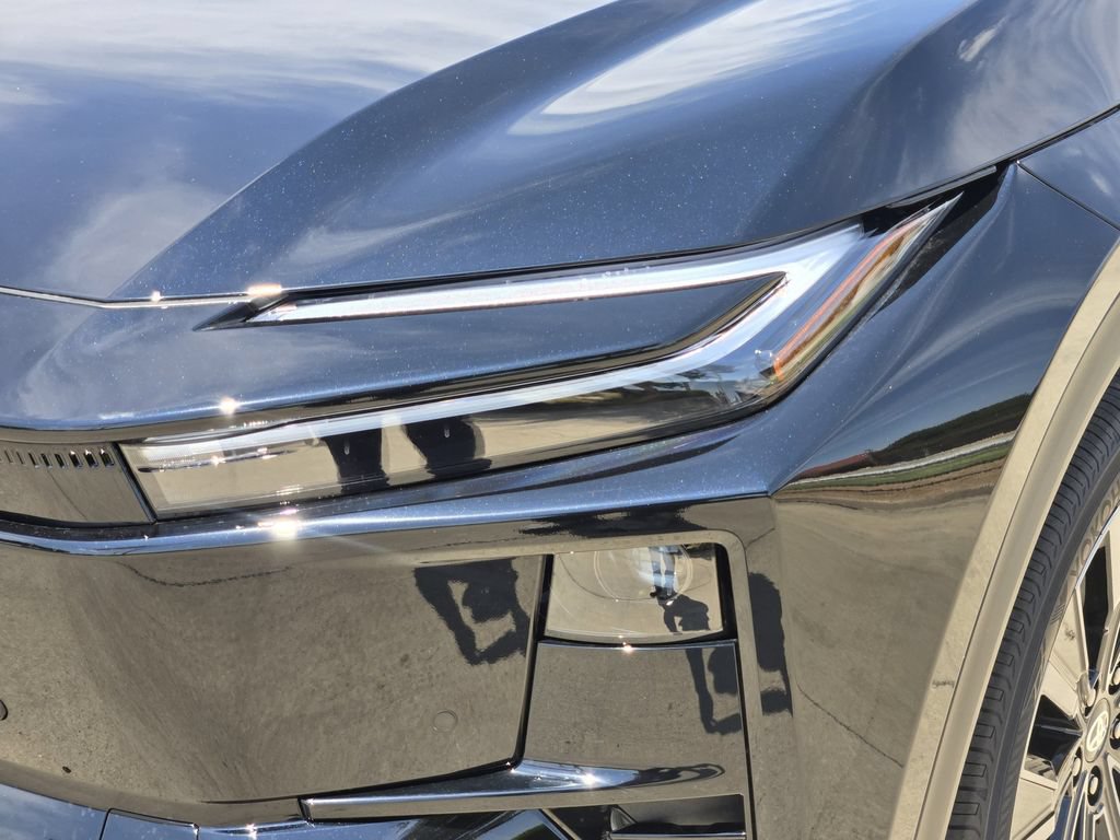 New 2026 Toyota C-HR AWD/4WD image 6
