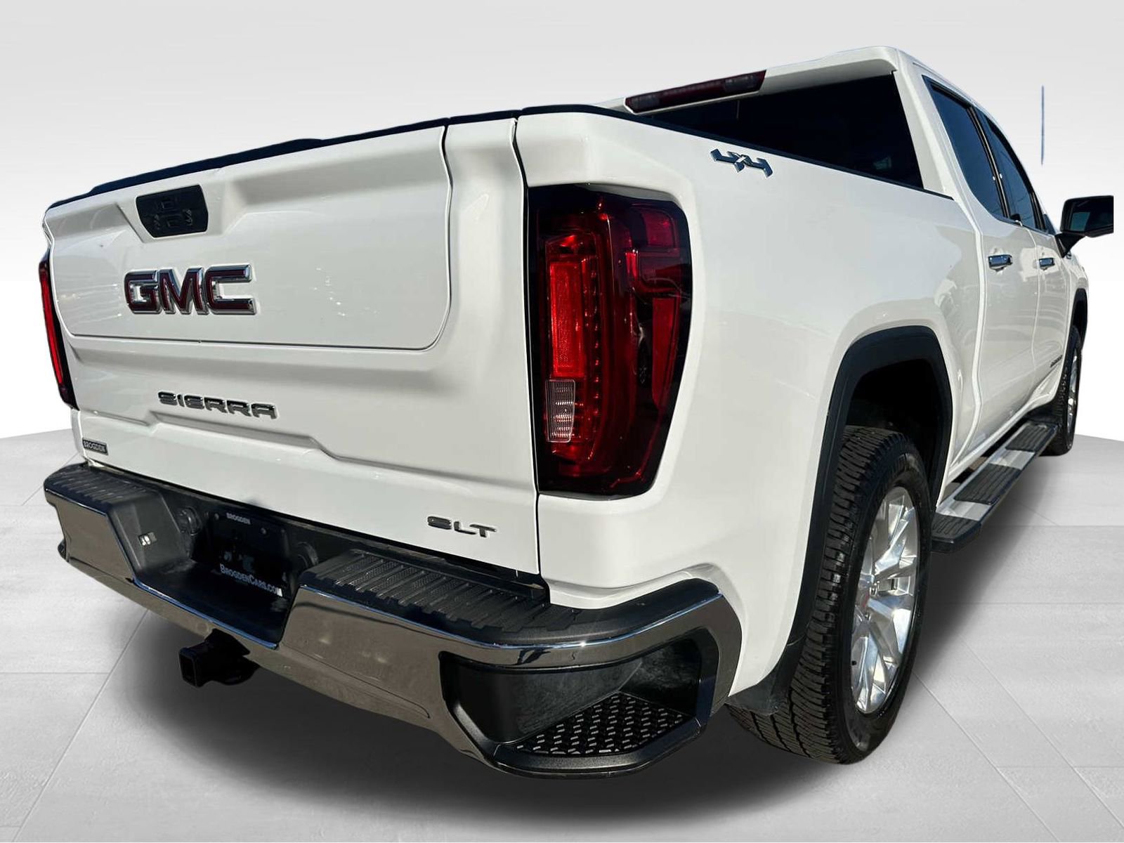 Used 2021 GMC Sierra 1500 SLT image 12