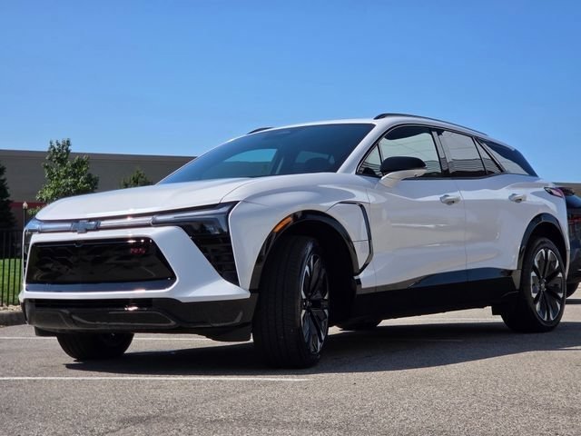 Used 2025 Chevrolet Blazer EV RS AWD/4WD image 22