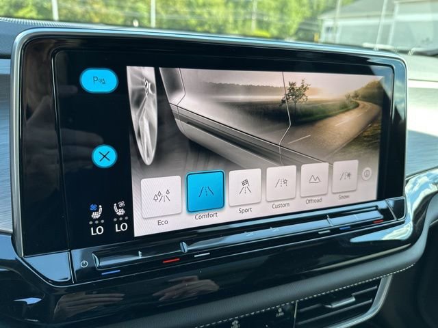 New 2026 Volkswagen Atlas Cross Sport SE image 22