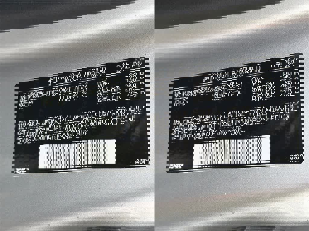 Used 2018 Volvo S90 T6 Momentum w/ Convenience Package image 34