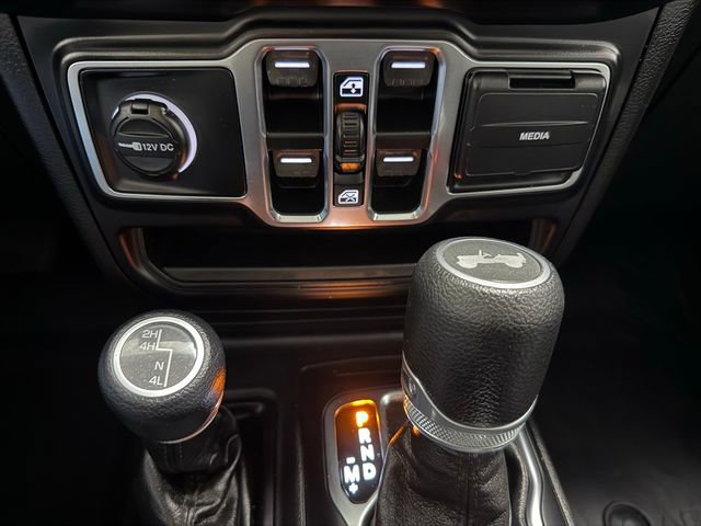 Used 2023 Jeep Wrangler Unlimited Sport image 24