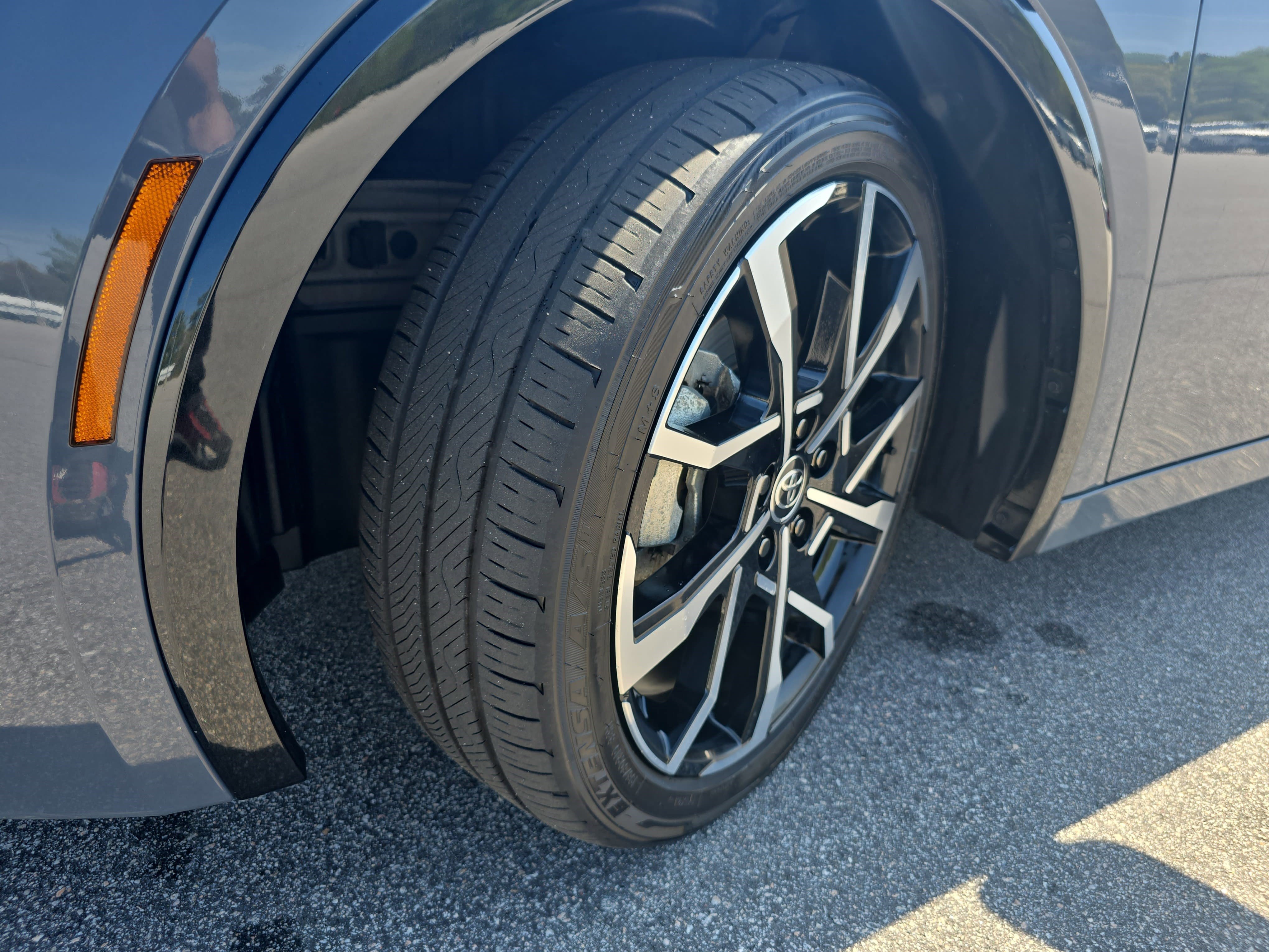 Used 2024 Toyota Prius Prime image 32