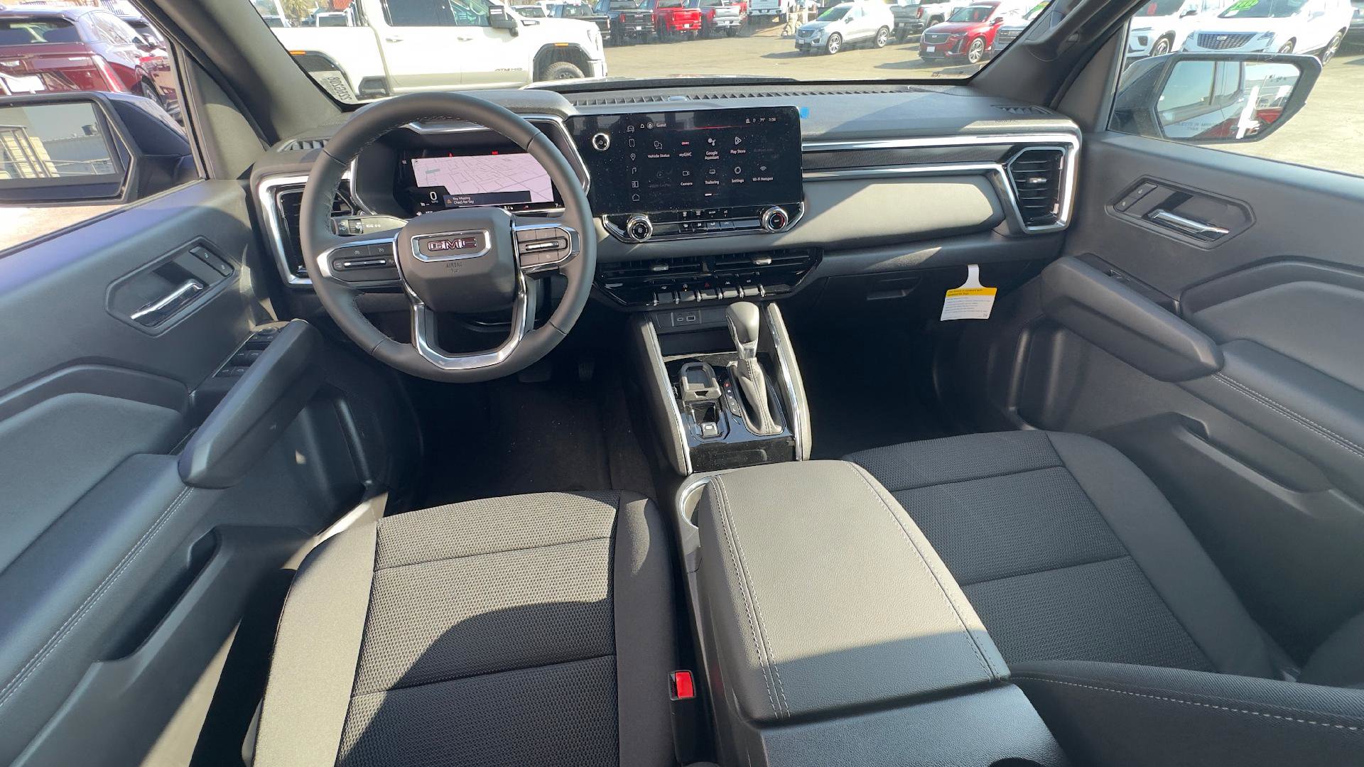 New 2026 GMC Canyon Elevation image 9