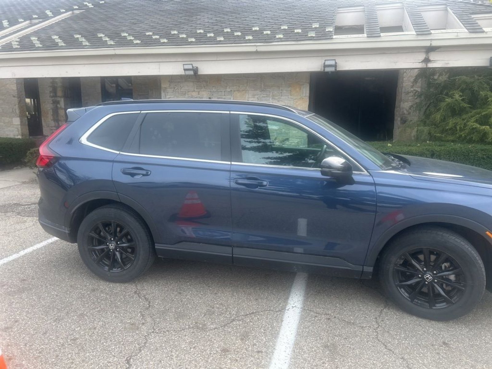 Certified 2024 Honda CR-V Sport-L image 8