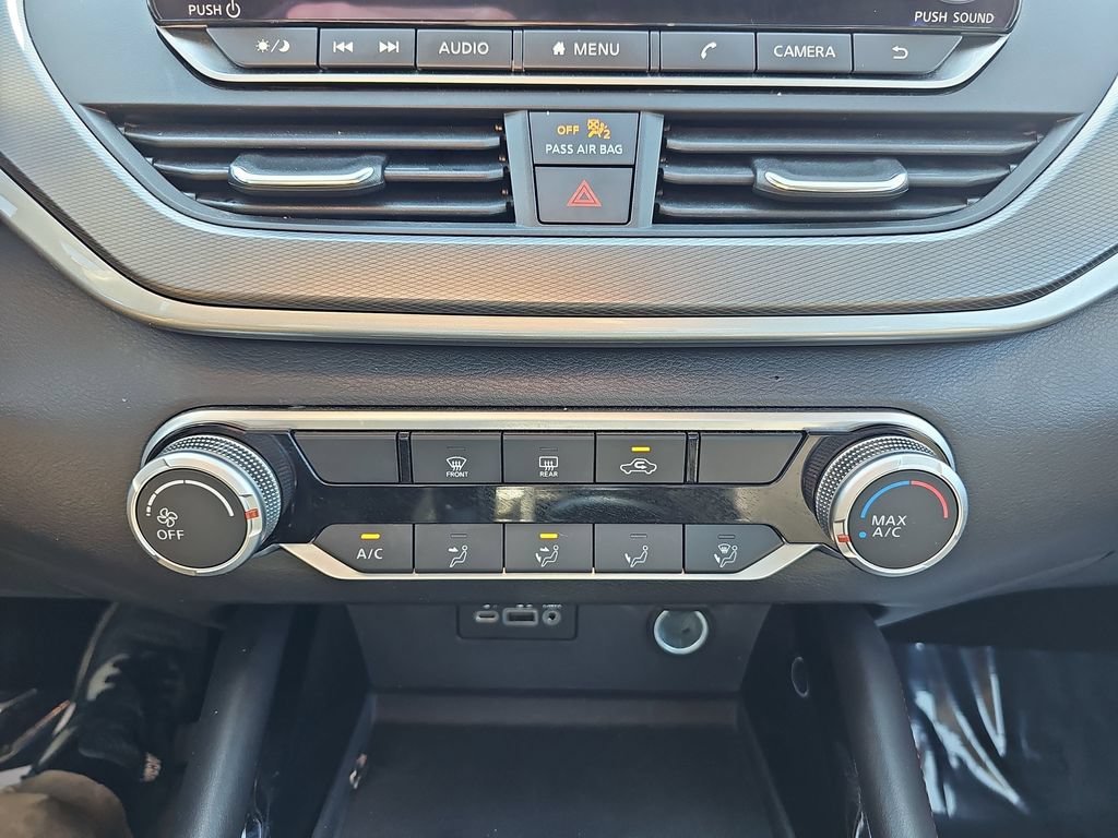 Used 2024 Nissan Altima 2.5 SR FWD image 28