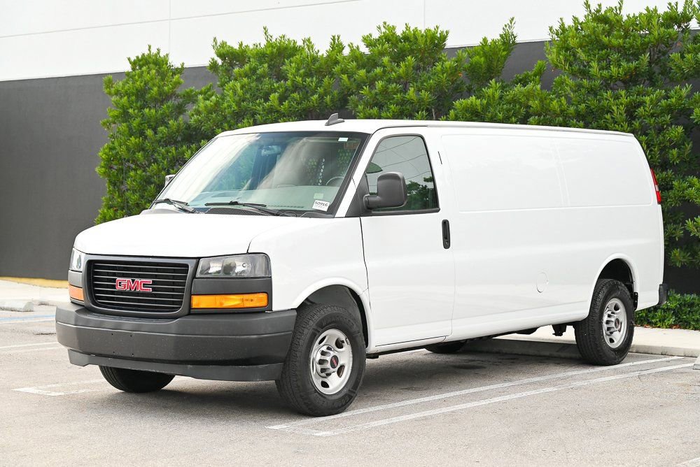 Used 2022 GMC Savana 3500 Extended w/ Driver Convenience Package image 1