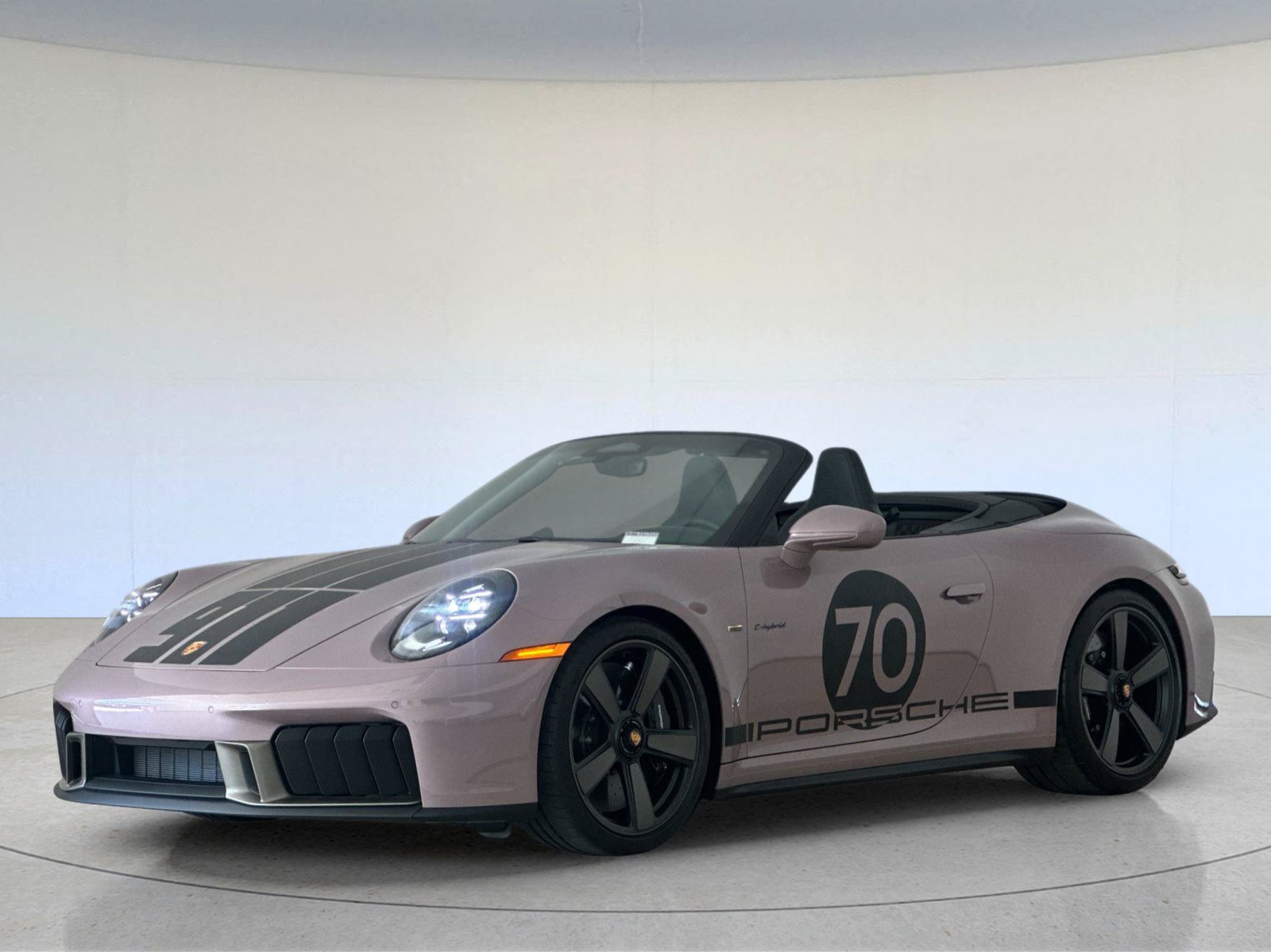 Certified 2026 Porsche 911 GTS RWD image 1