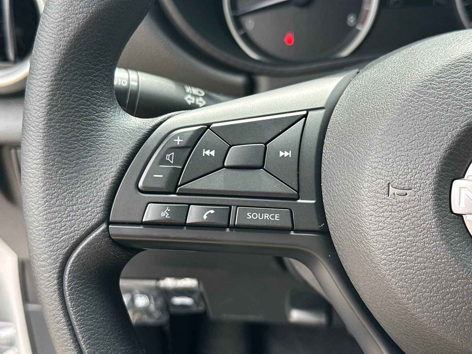 New 2025 Nissan Versa S w/ S Plus Package FWD image 25