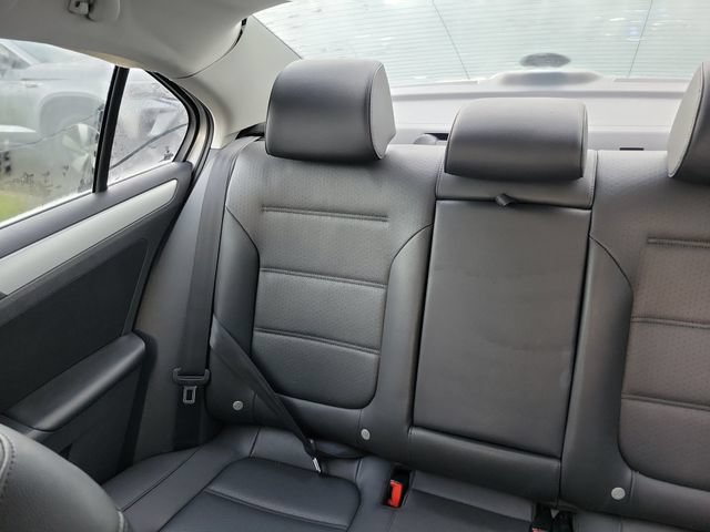 Used 2014 Volkswagen Jetta SE FWD image 11