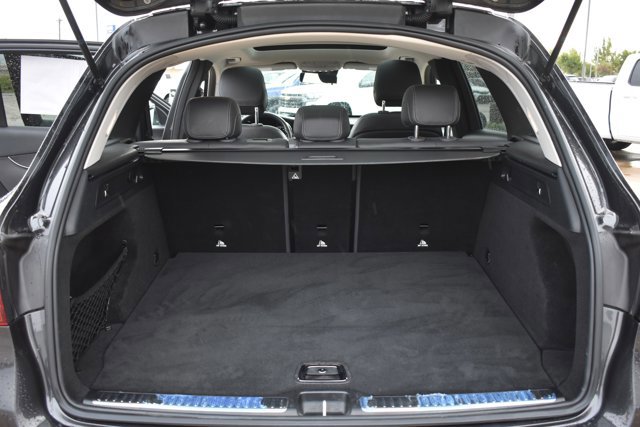 Used 2022 Mercedes-Benz GLC 300 image 17