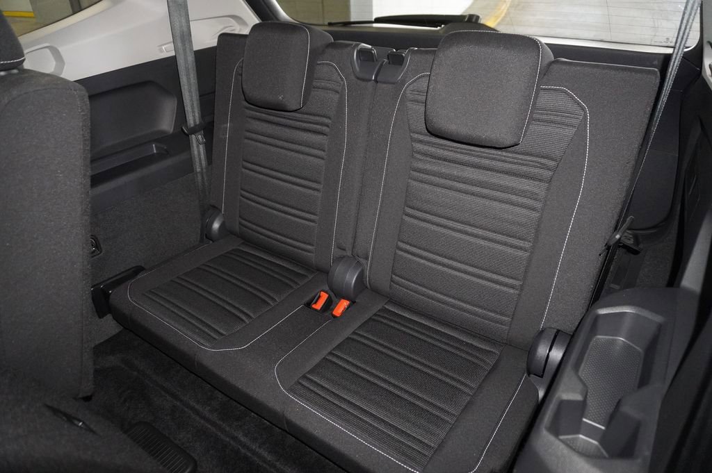 Used 2023 Volkswagen Tiguan S image 9