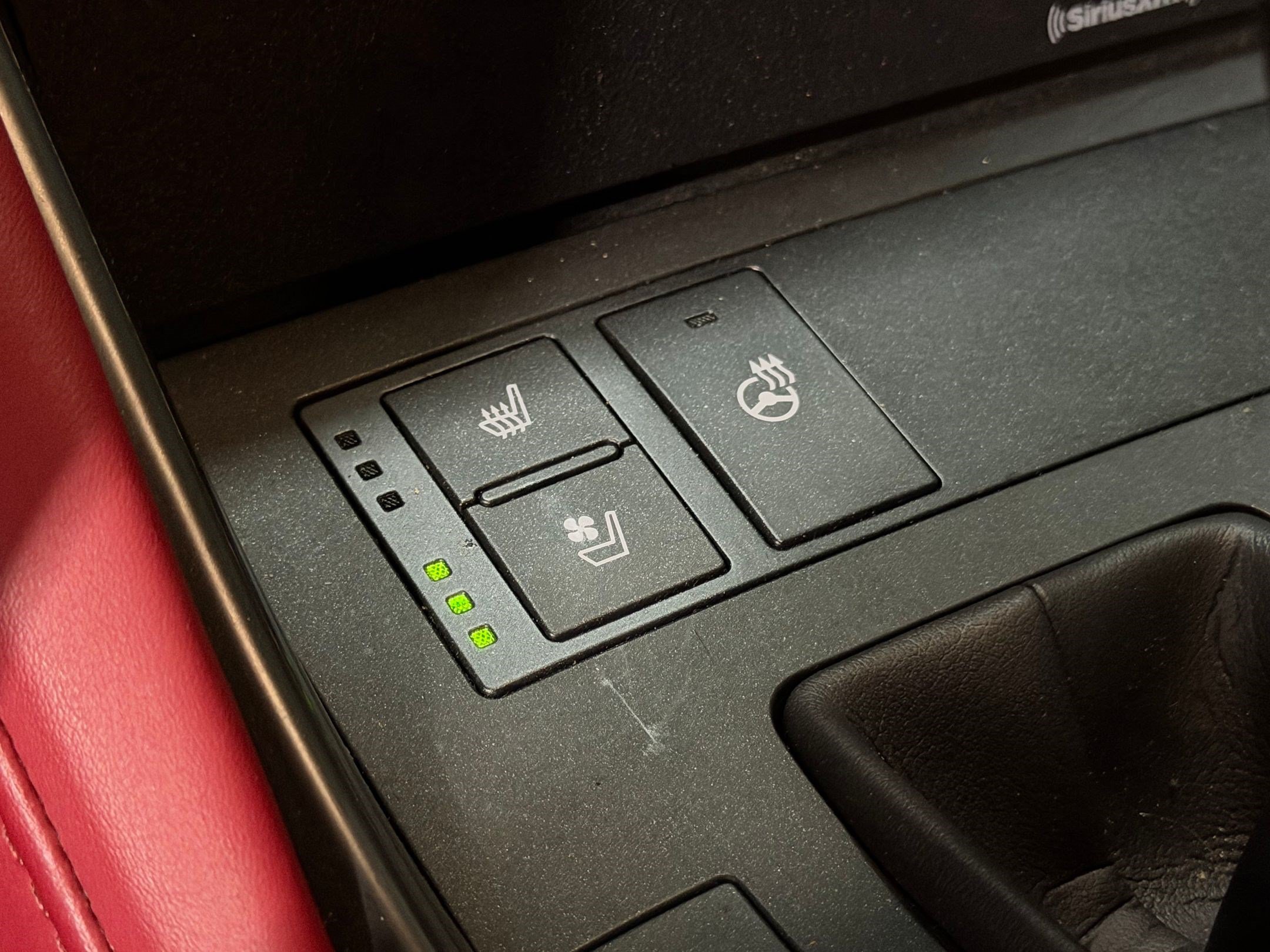 Used 2022 Lexus IS 350 F Sport w/ Accessory Package RWD image 21