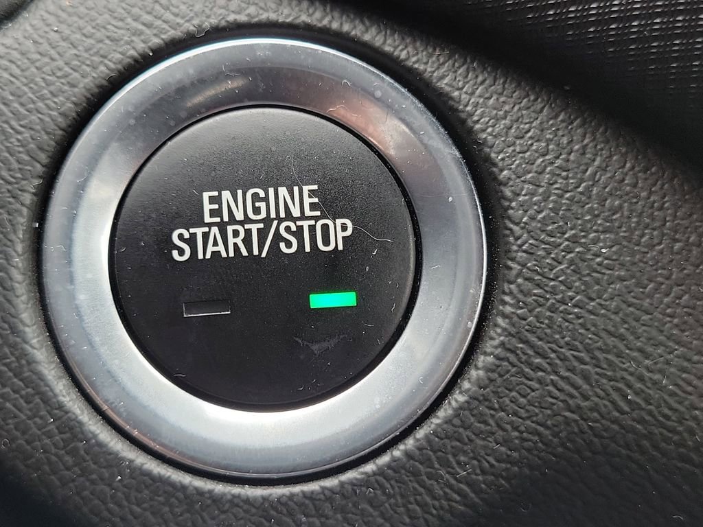 Used 2023 Chevrolet Equinox RS image 16