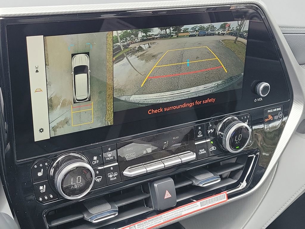 New 2026 Toyota Highlander Platinum image 15