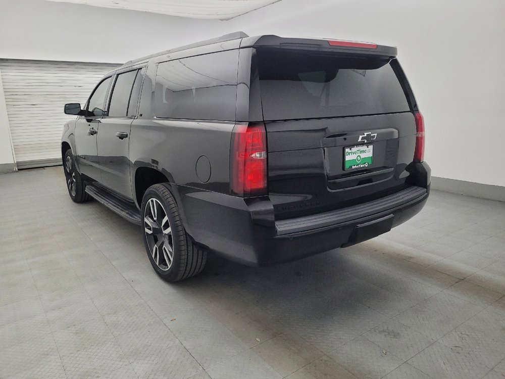 Used 2018 Chevrolet Suburban LT image 5