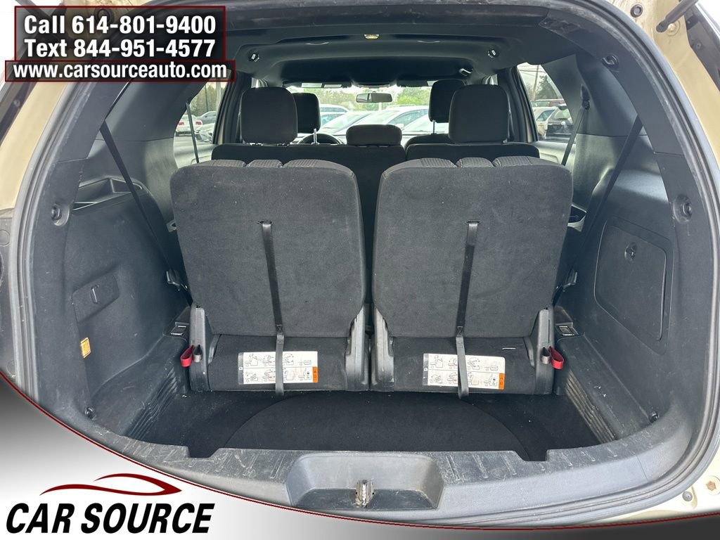 Used 2018 Ford Explorer XLT image 7