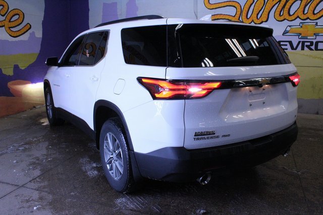 Used 2023 Chevrolet Traverse LT image 6